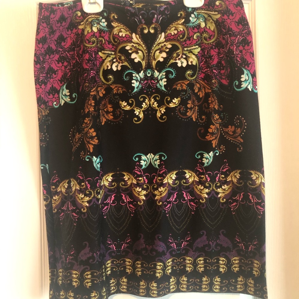 Jewel tone stretch baroque arabesque pencil skirt